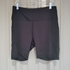 Women's Leg3nd Black Activewear Shorts Size XL Athleisure Exercise Yoga